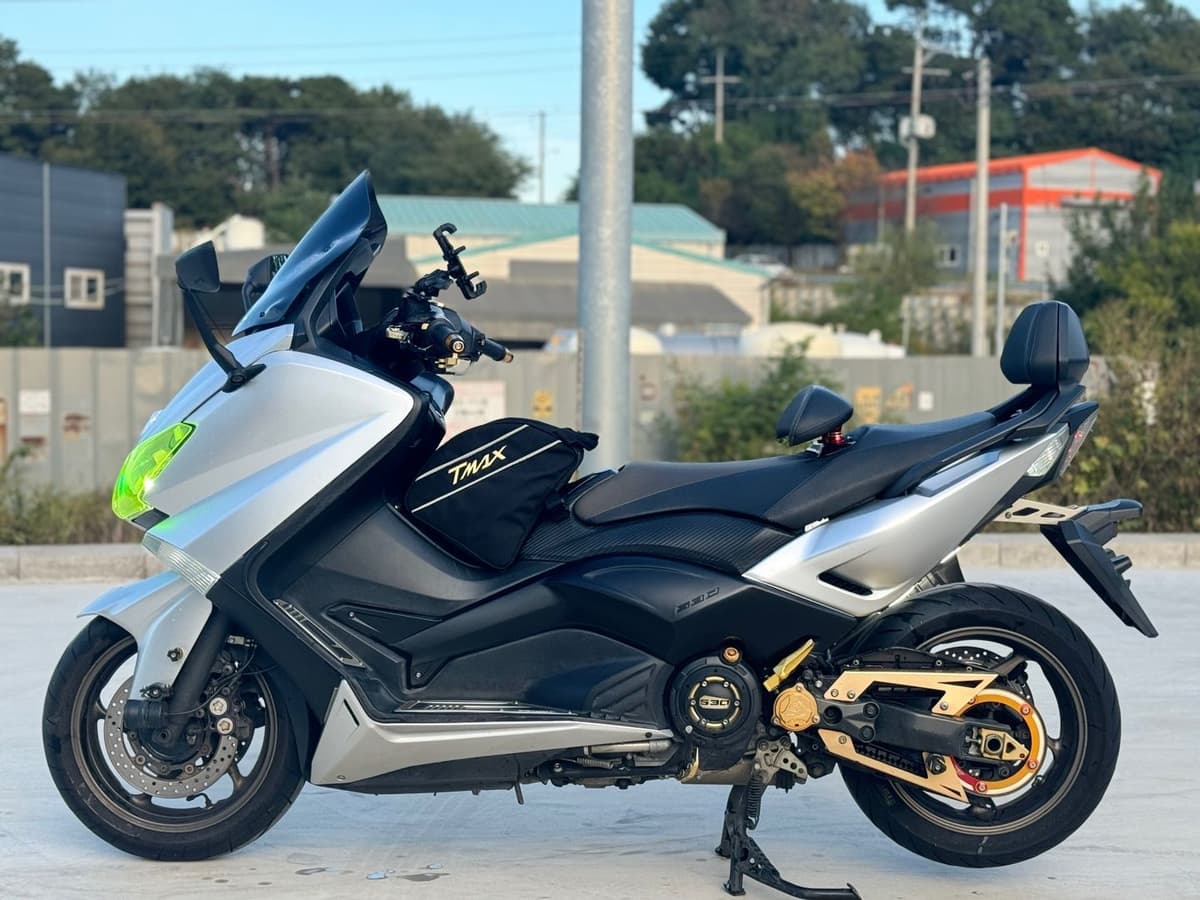 야마하 TMAX 530 7