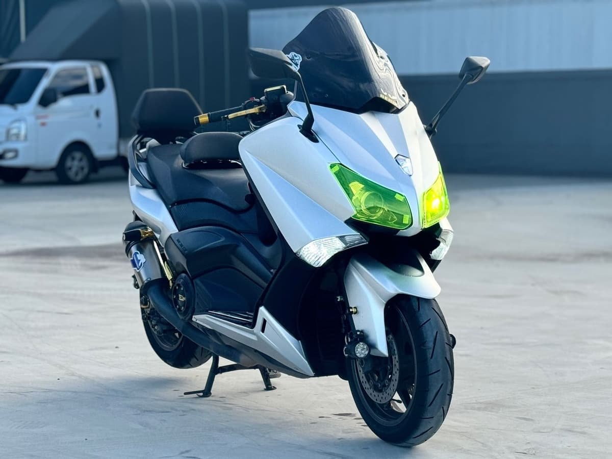 야마하 TMAX 530 1