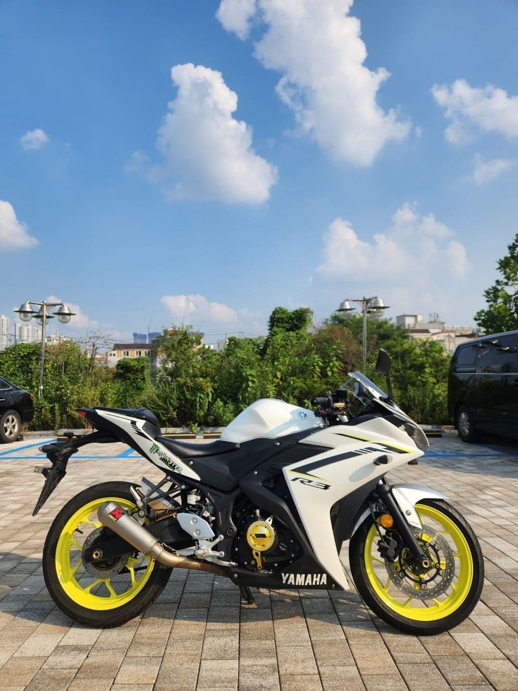 야마하 YZF R3 more