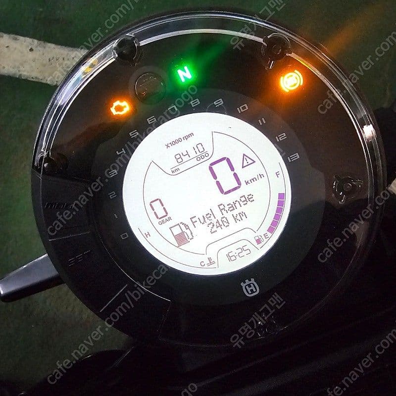 허스크바나 스바르트필렌 125 2