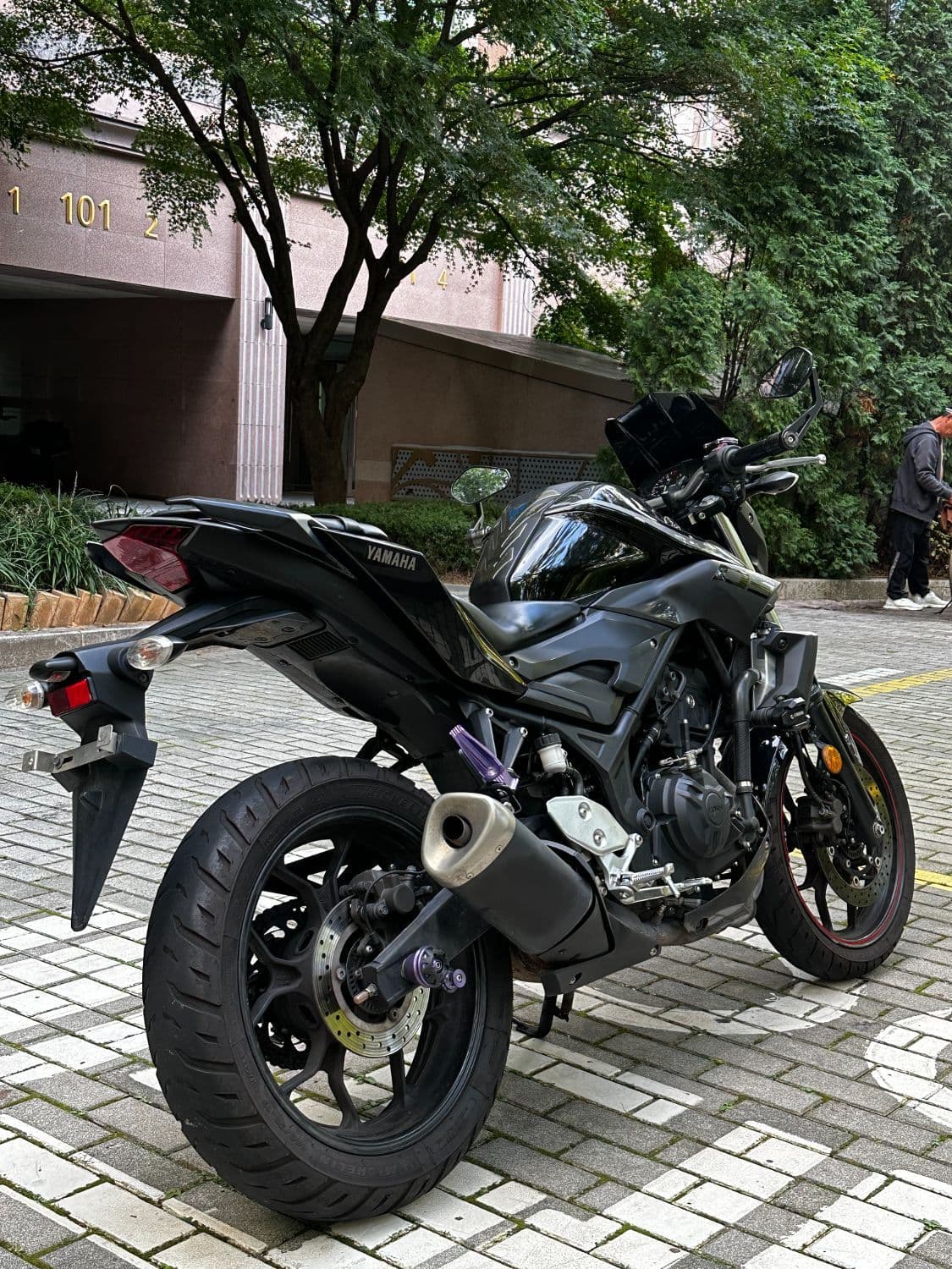 야마하 MT 03 more