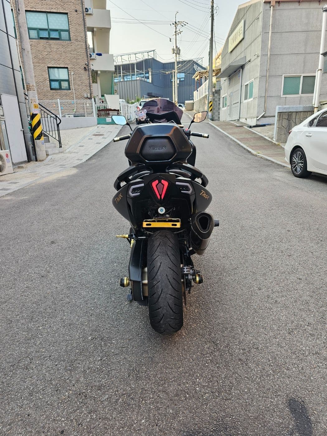 야마하 TMAX 530 more