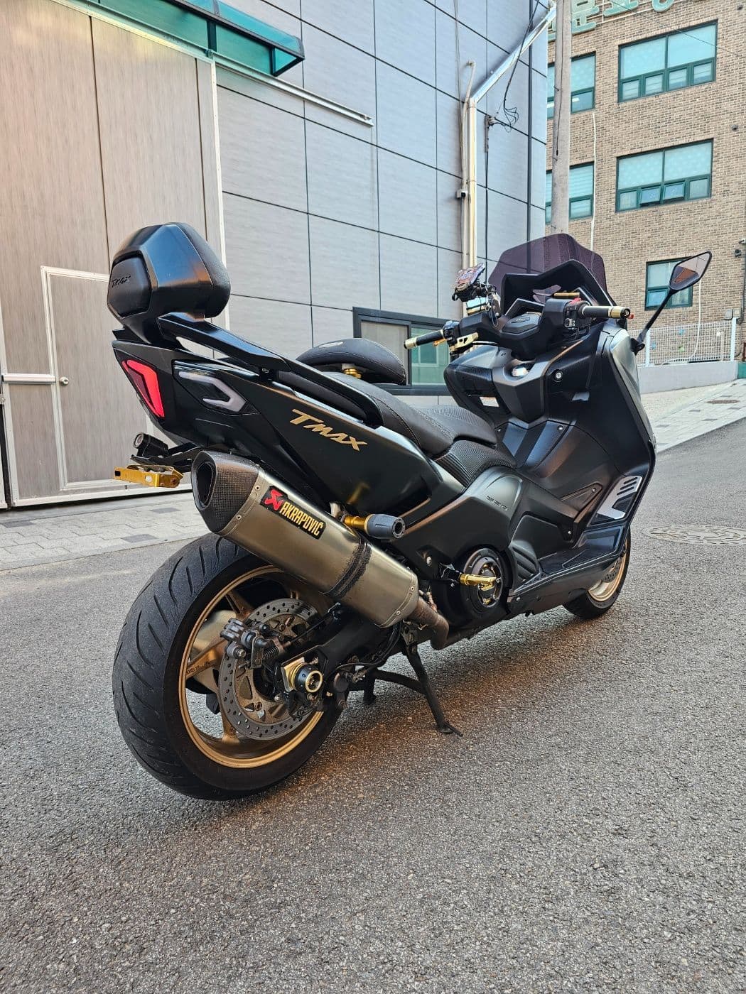 야마하 TMAX 530 7