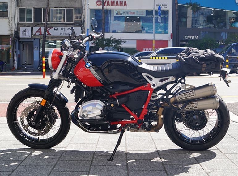 BMW R nine T 스크램블러 1