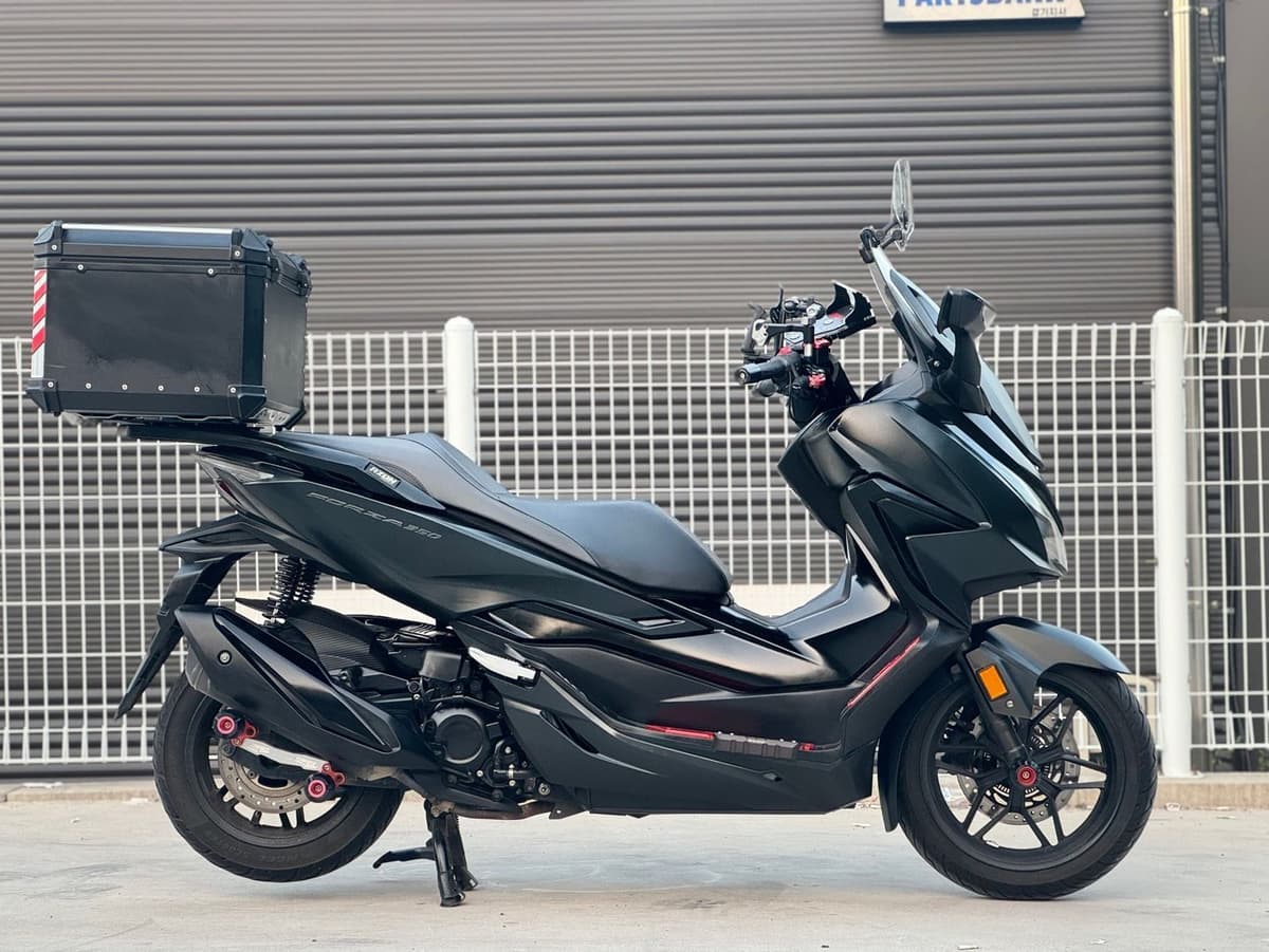 혼다 포르자 350 2