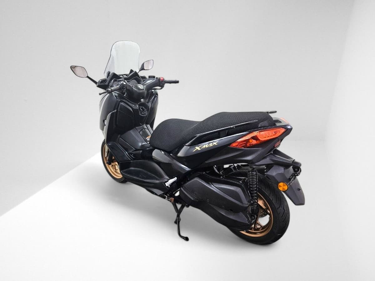 야마하 XMAX 300 ABS 5