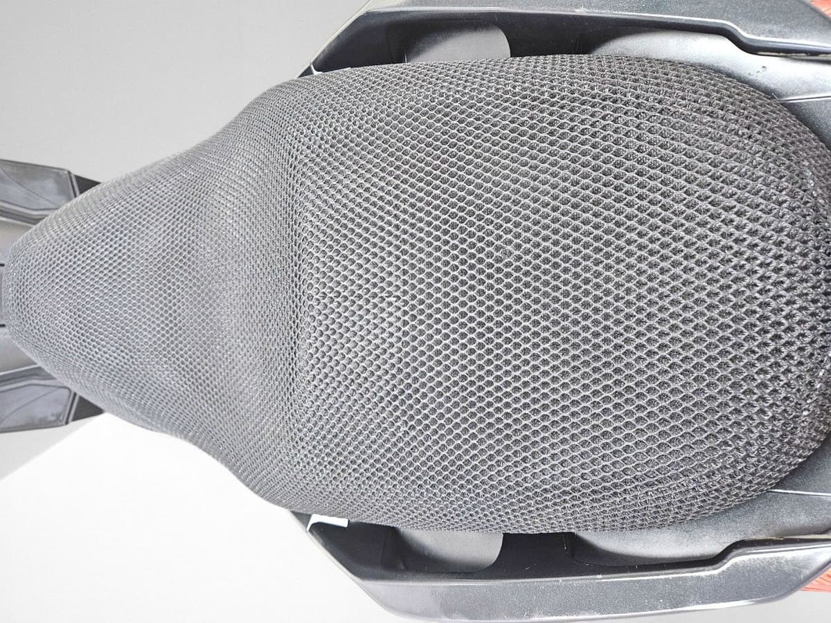 야마하 XMAX 300 ABS 13