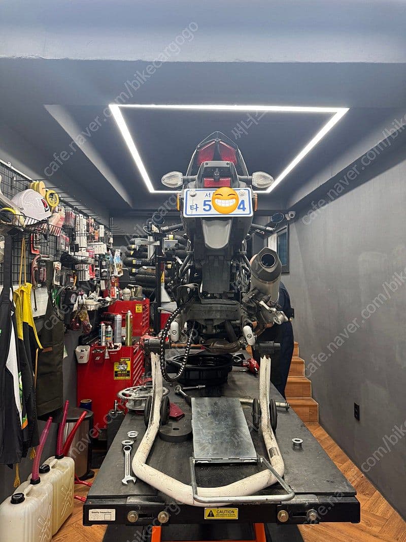 스즈키 SV 650 X 9