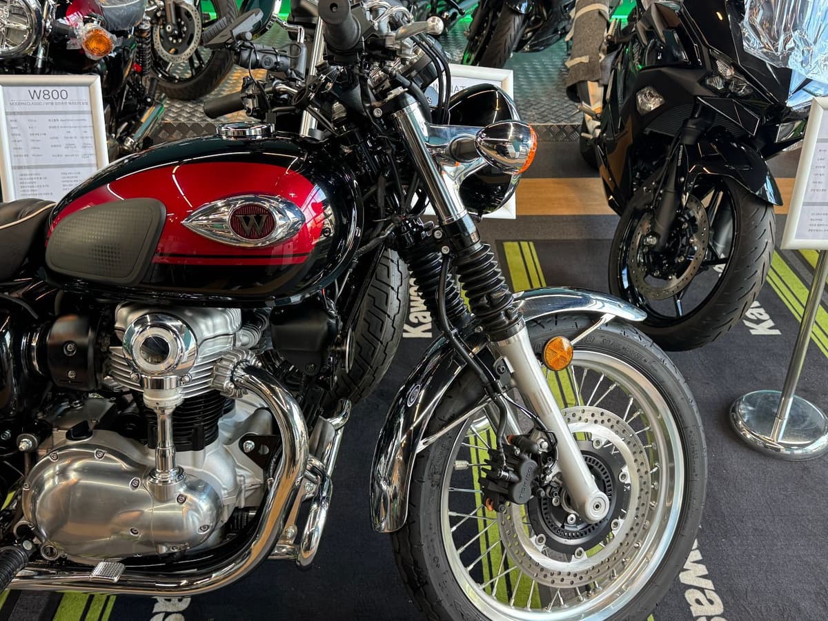 가와사키 W 800 3