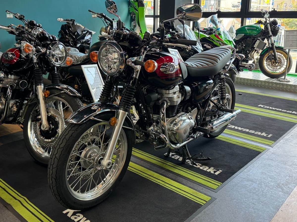 가와사키 W 800 5