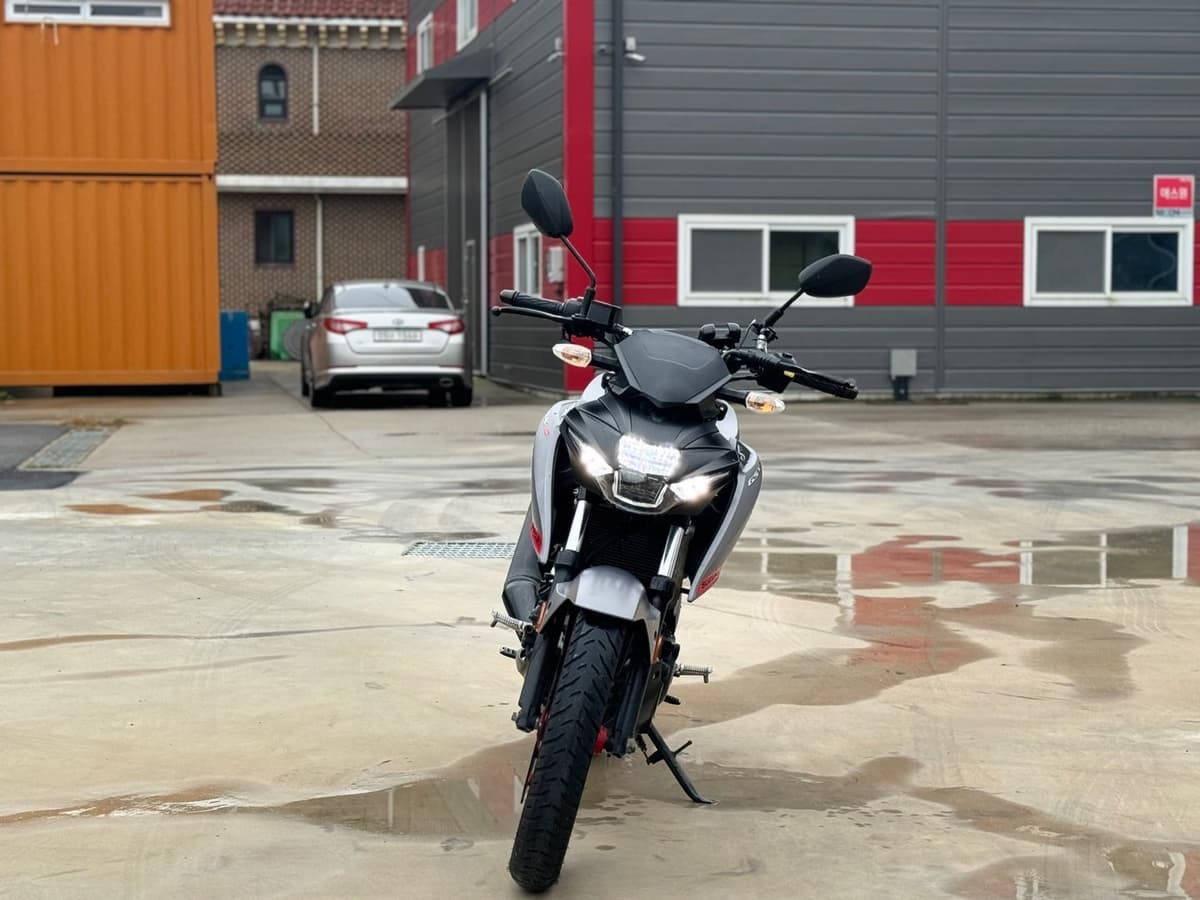 스즈키 GSX S 125 3