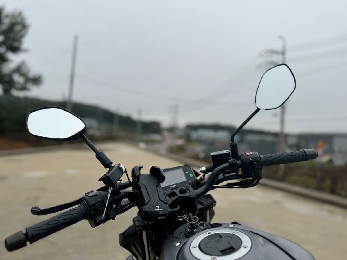 스즈키 GSX S 125 8