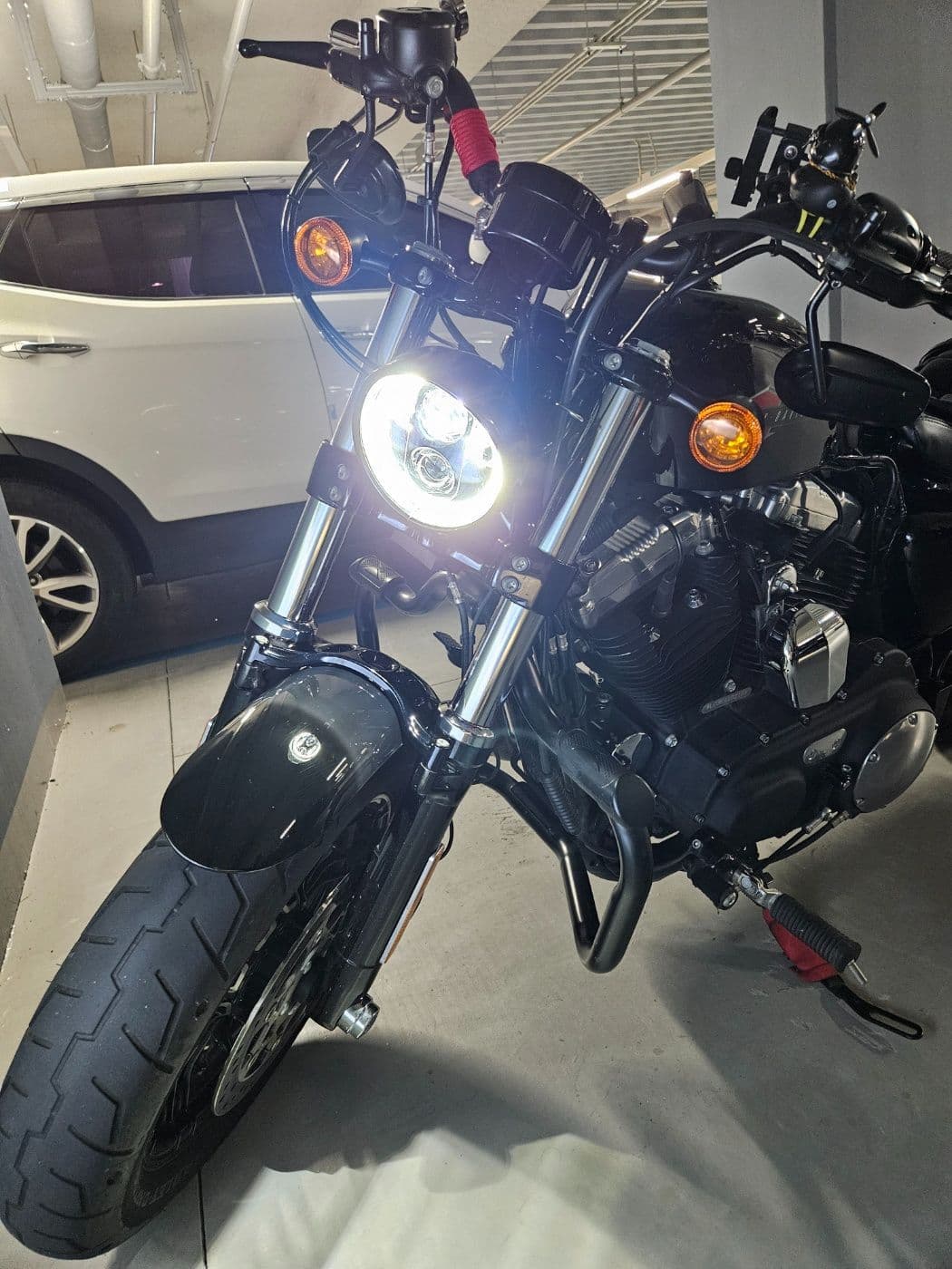 할리데이비슨 포티에잇 3