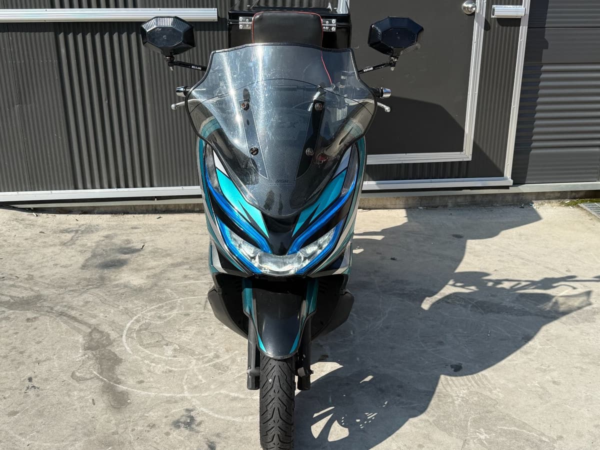 혼다 PCX 125 8