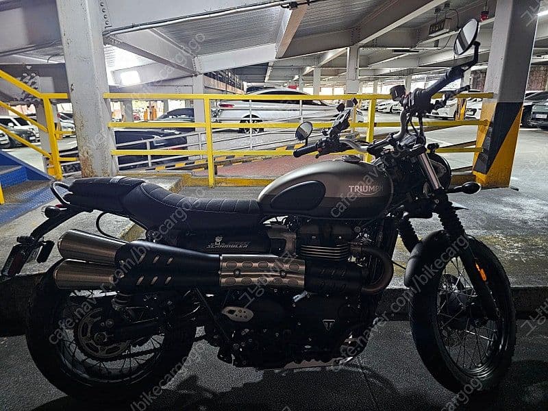트라이엄프 SCRAMBLER 900 1