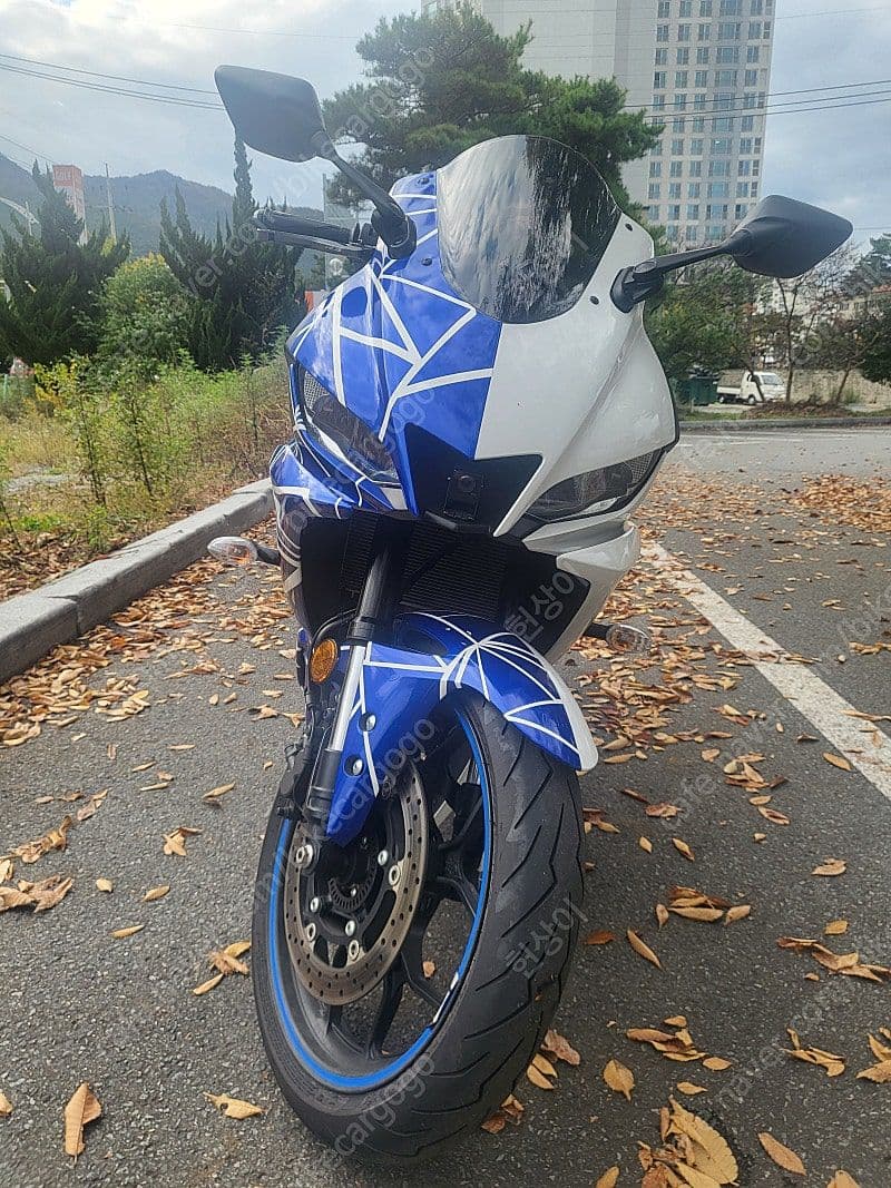 야마하 YZF R3 1