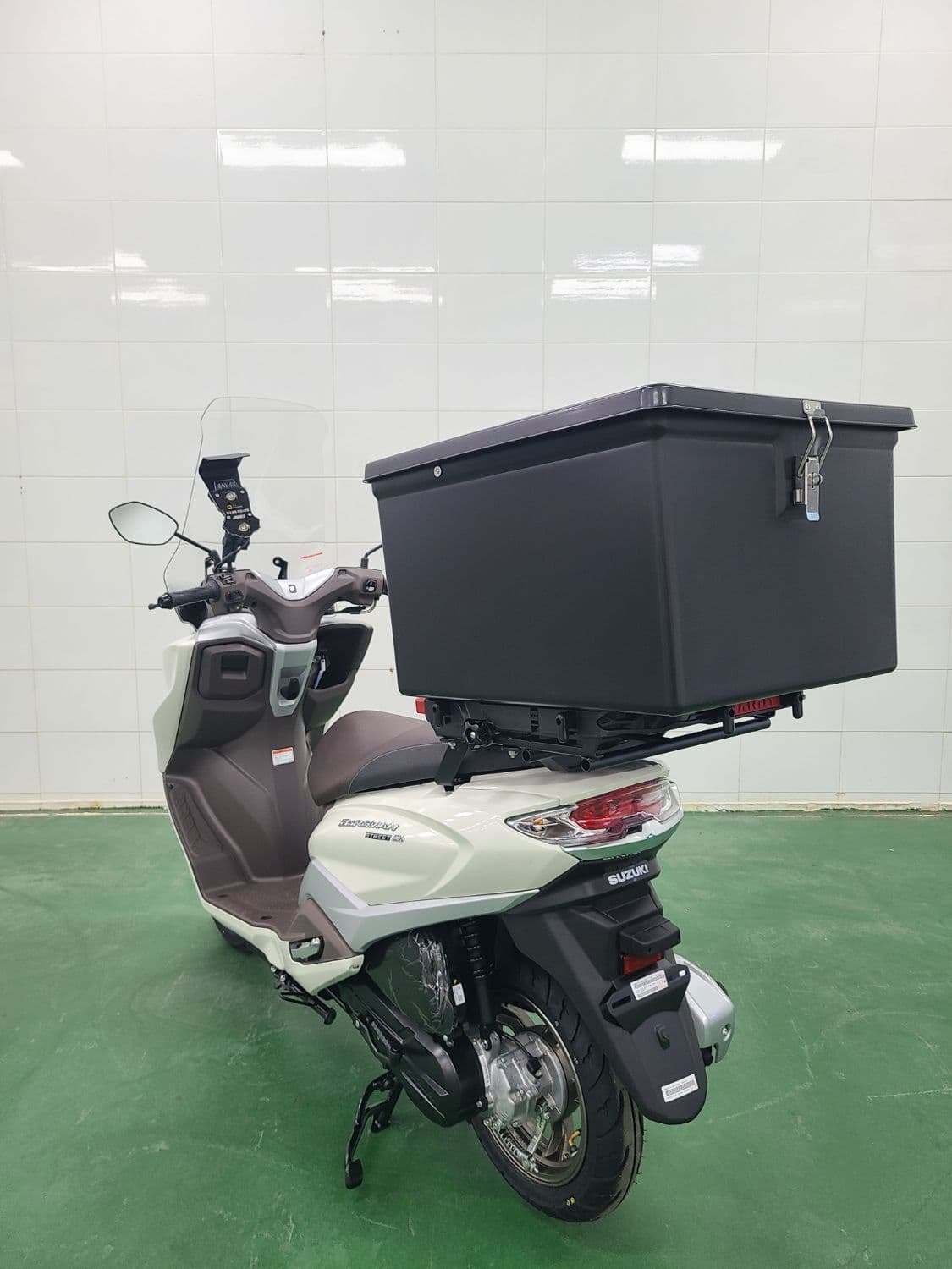 스즈키 버그만 125 3