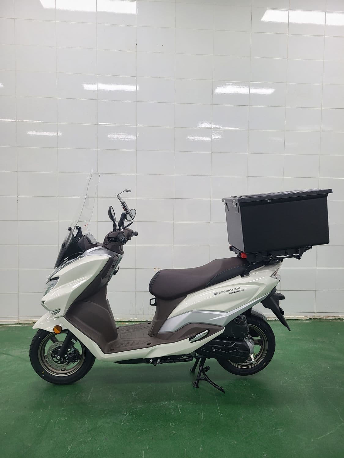 스즈키 버그만 125 4