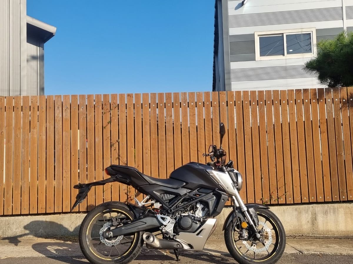 혼다 CB 125 R 2