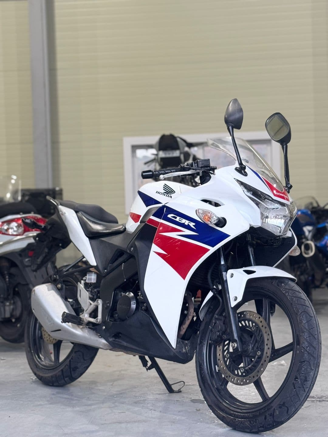 혼다 CBR 125 R more