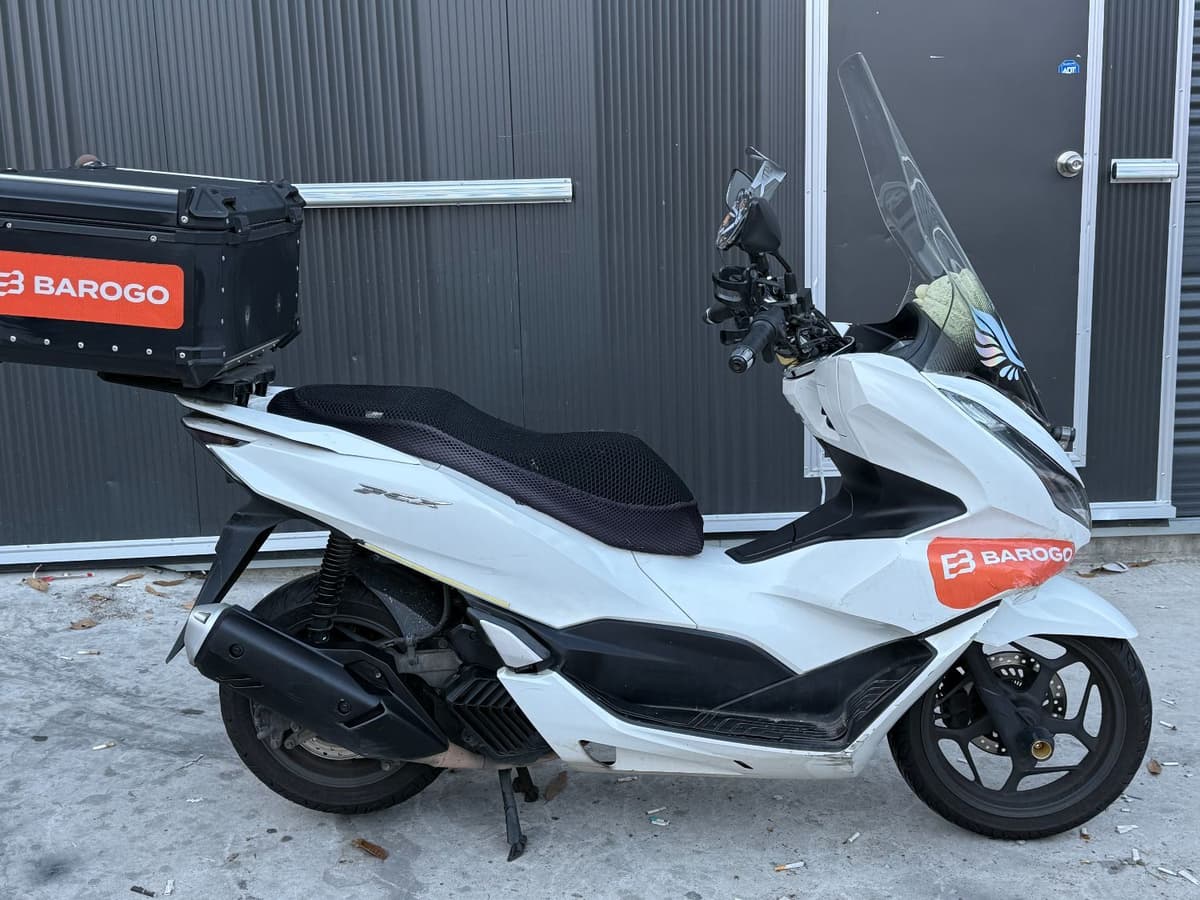 혼다 PCX 125 8