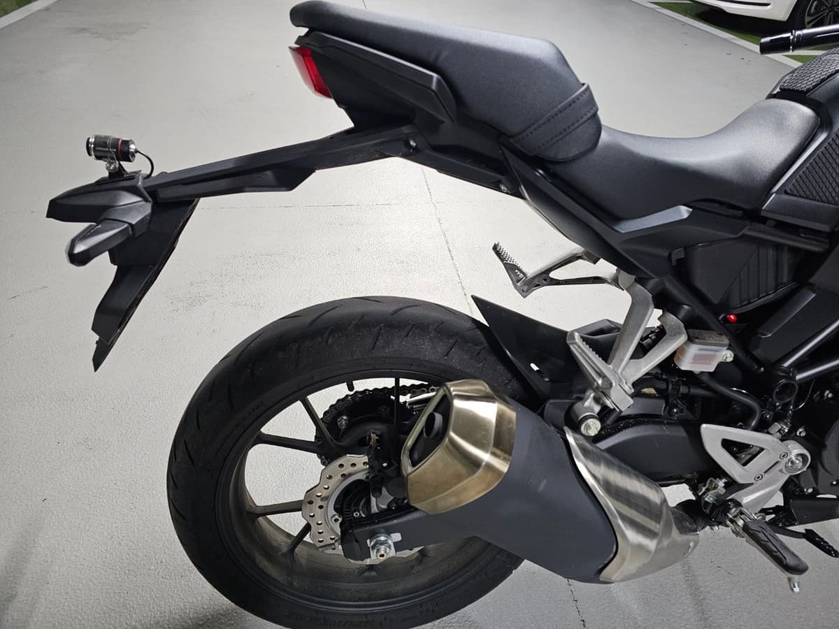 혼다 CB 300 R 5