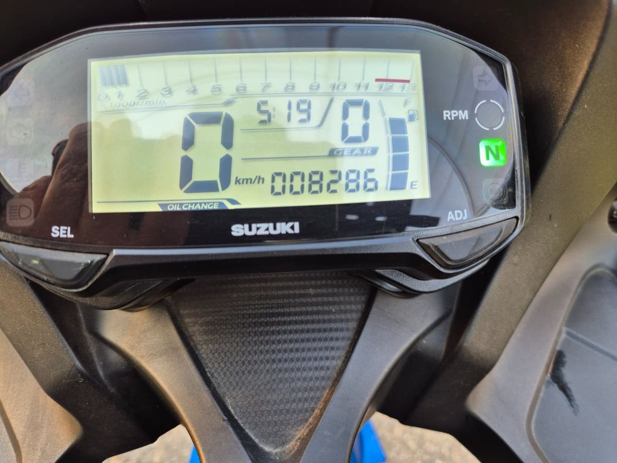 스즈키 GSX R 125 ABS 10