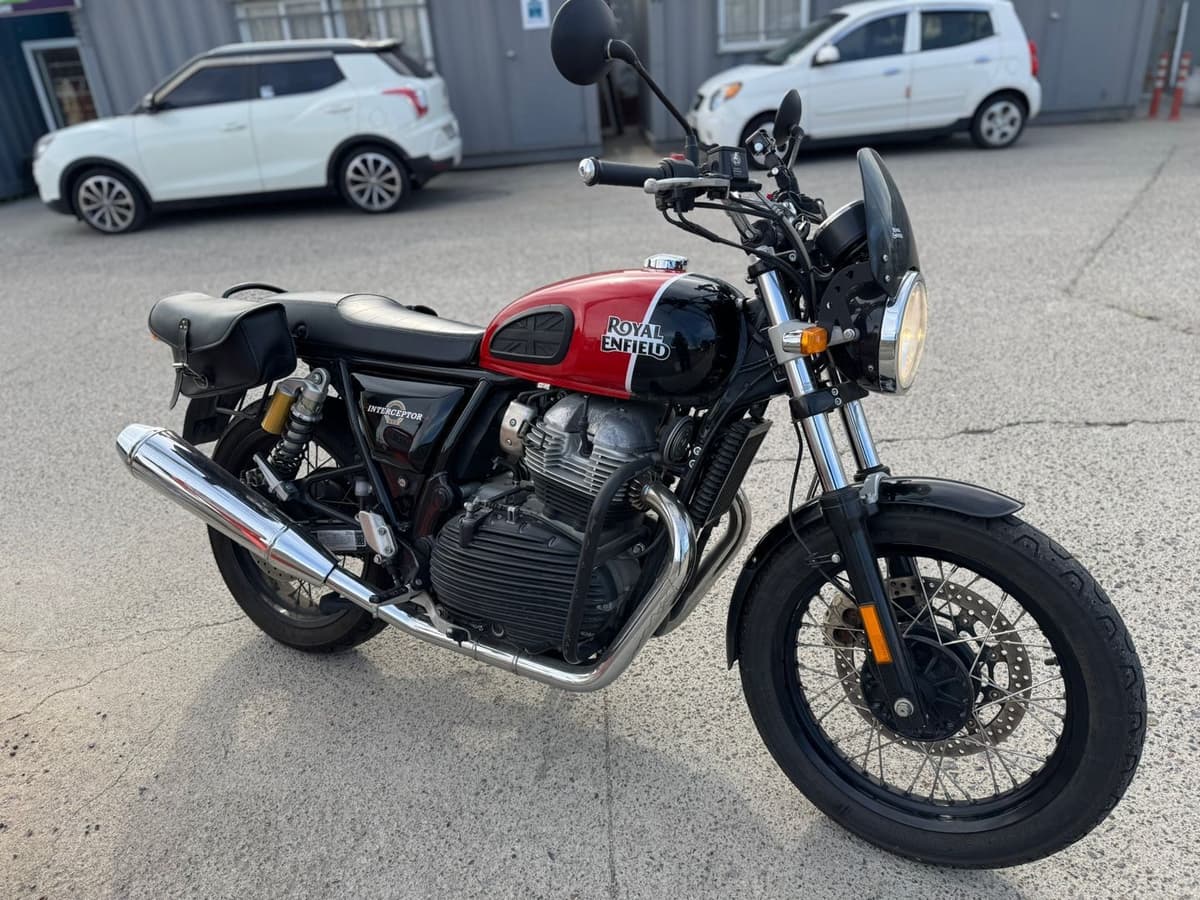 로얄엔필드 인터셉터 650 2