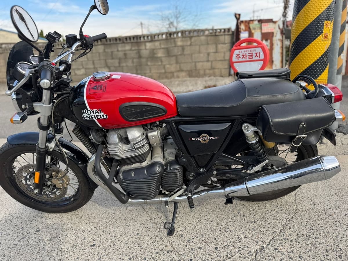 로얄엔필드 인터셉터 650 5