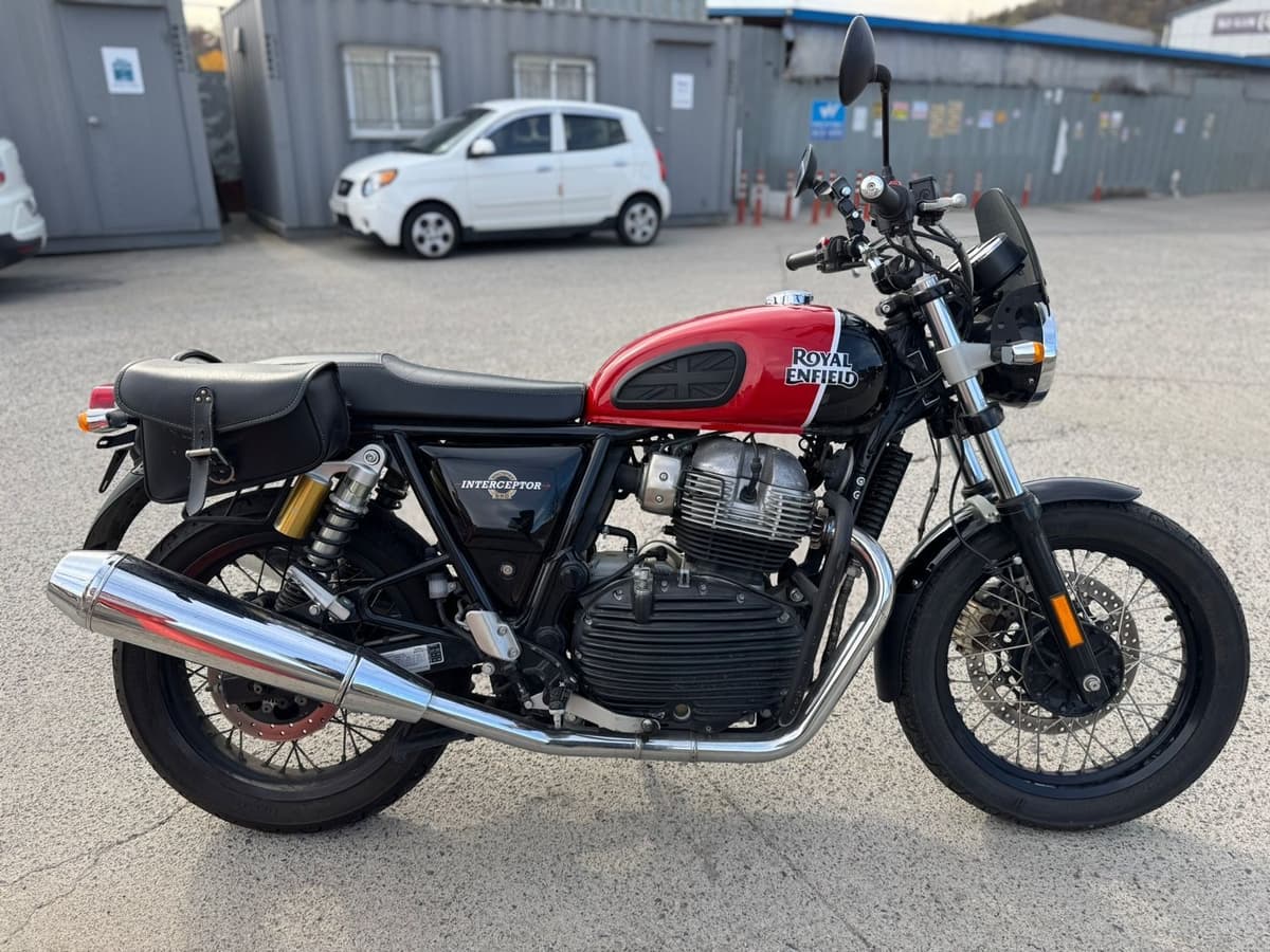 로얄엔필드 인터셉터 650 1