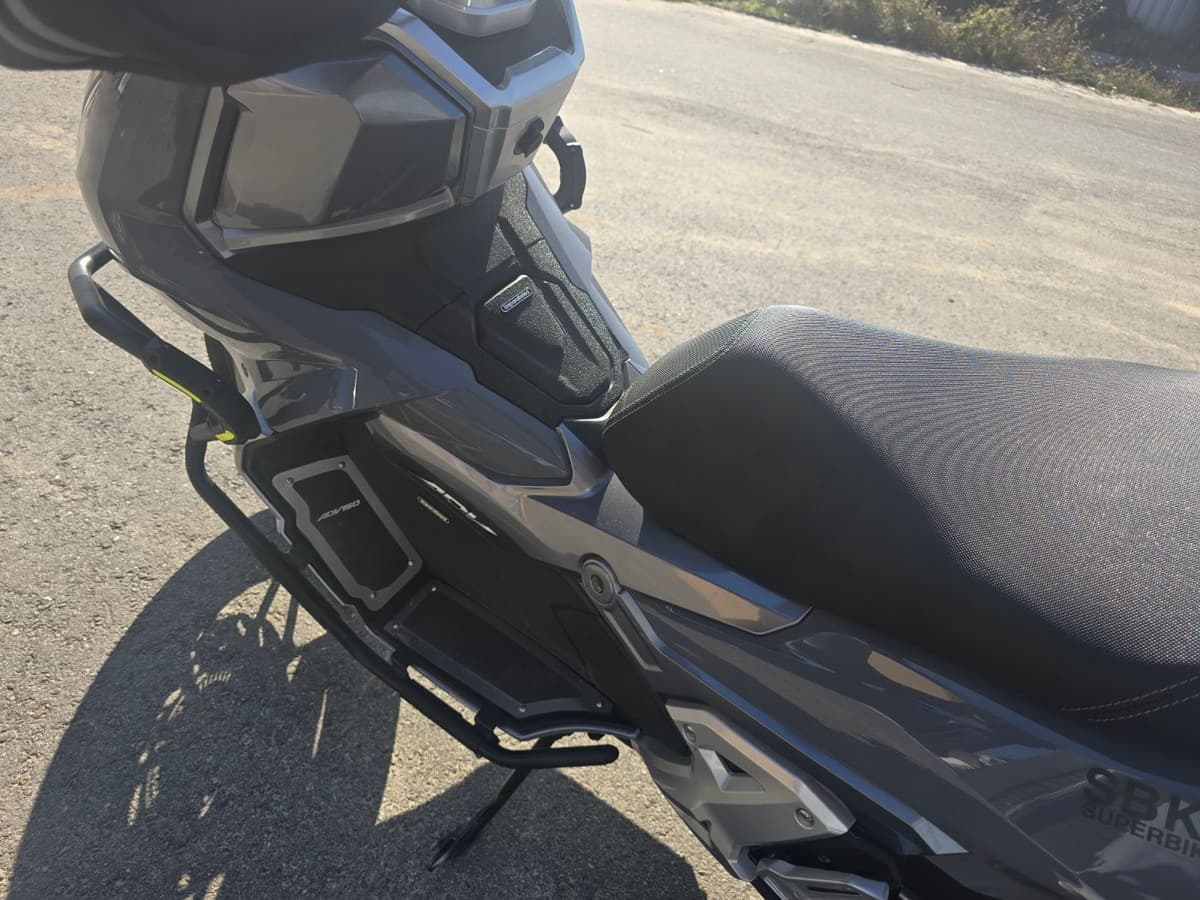 KR모터스 케이윈 125 more