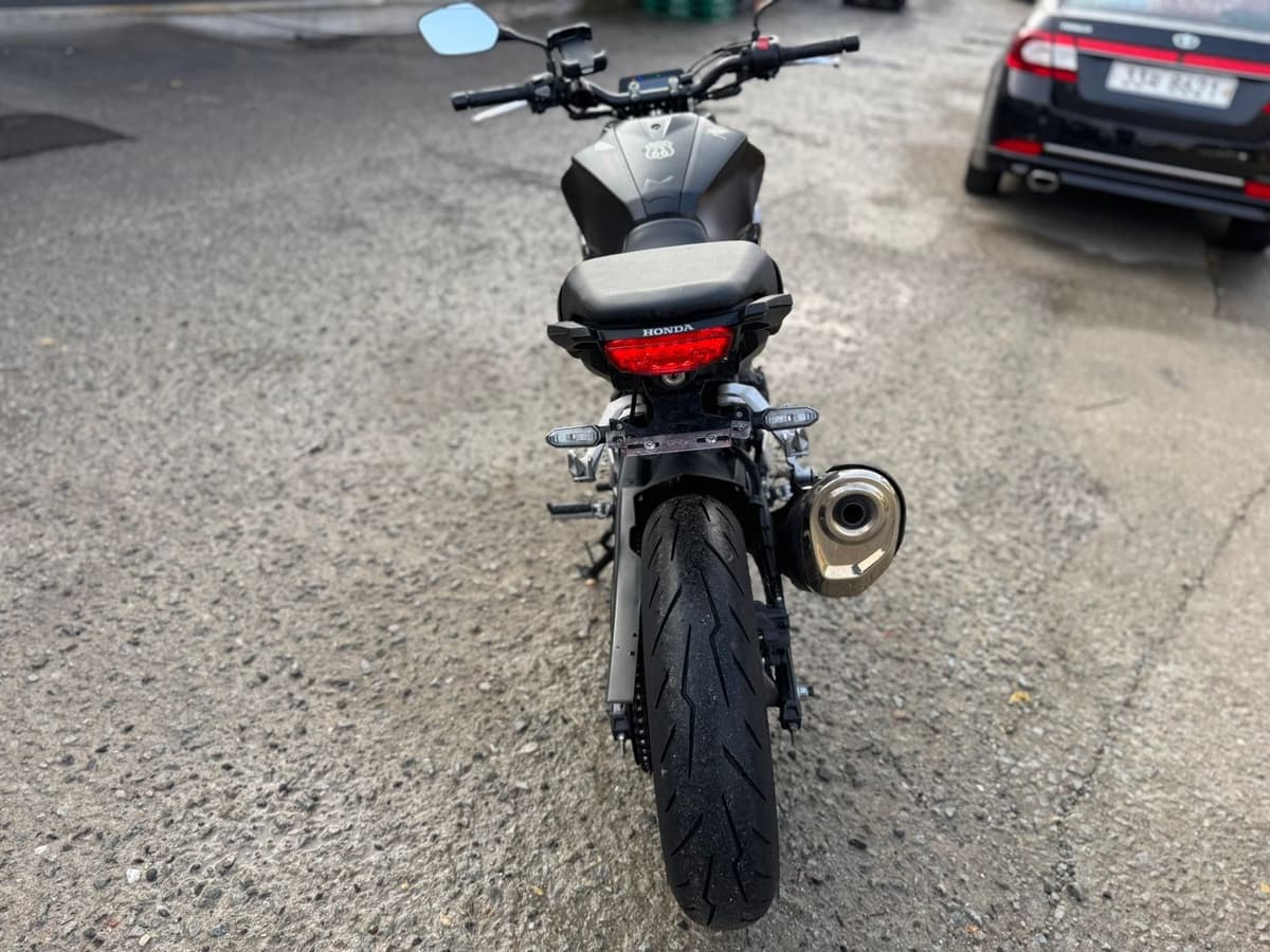 혼다 CB 300 R 7