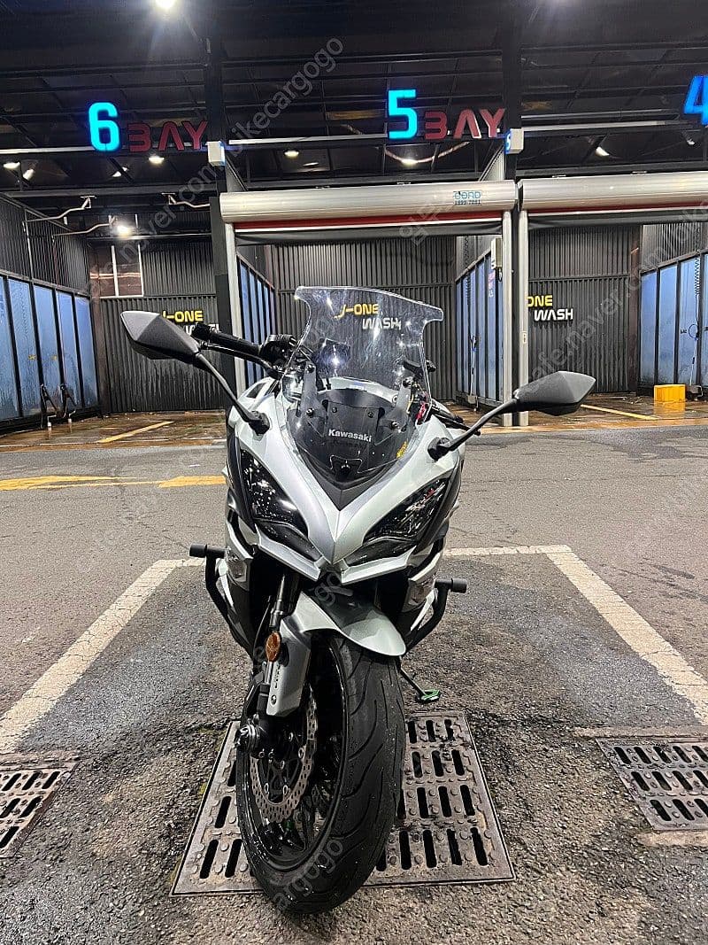 가와사키 Z 1000 SX 1