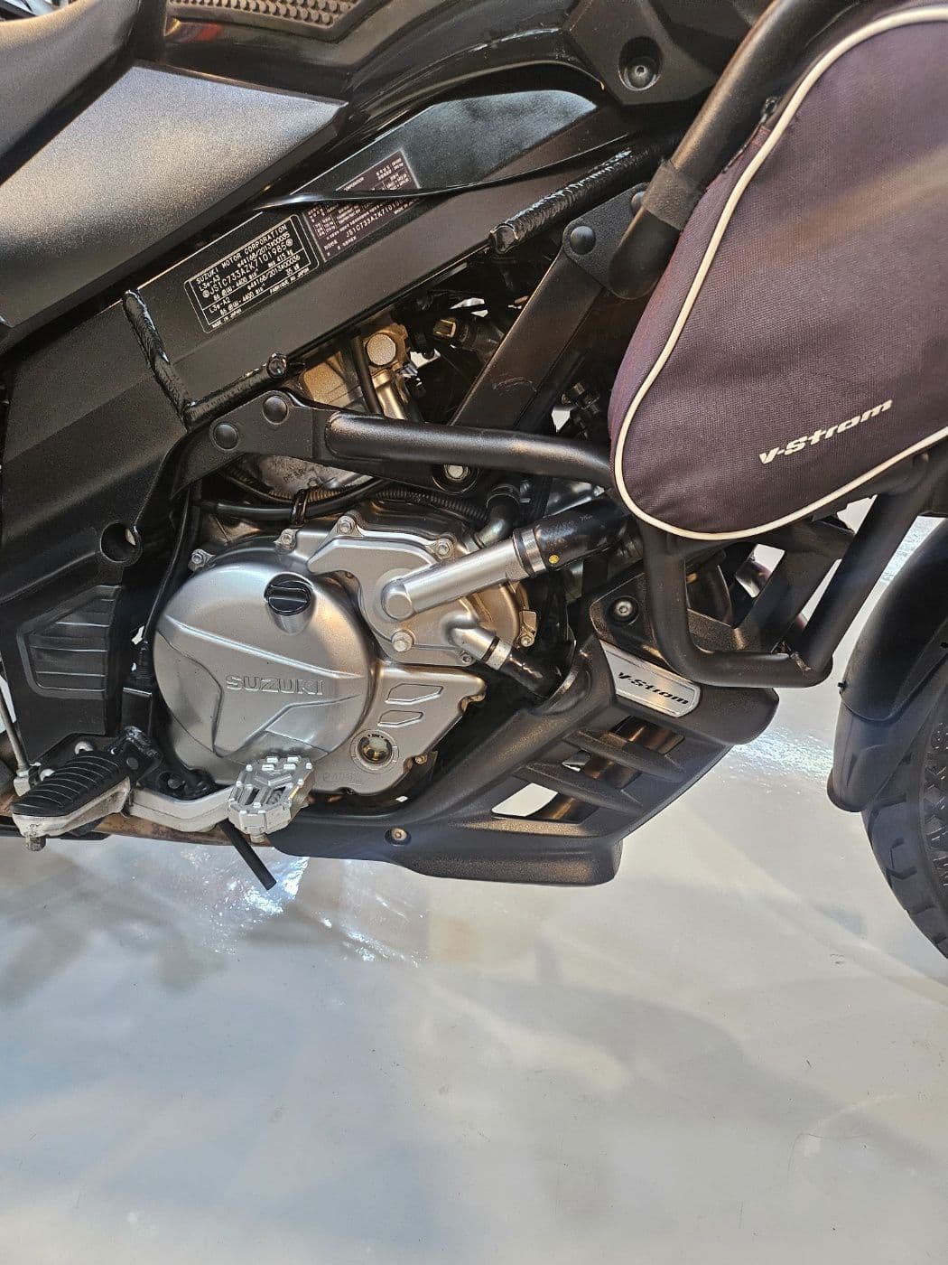 스즈키 브이스트롬 650 XT 12