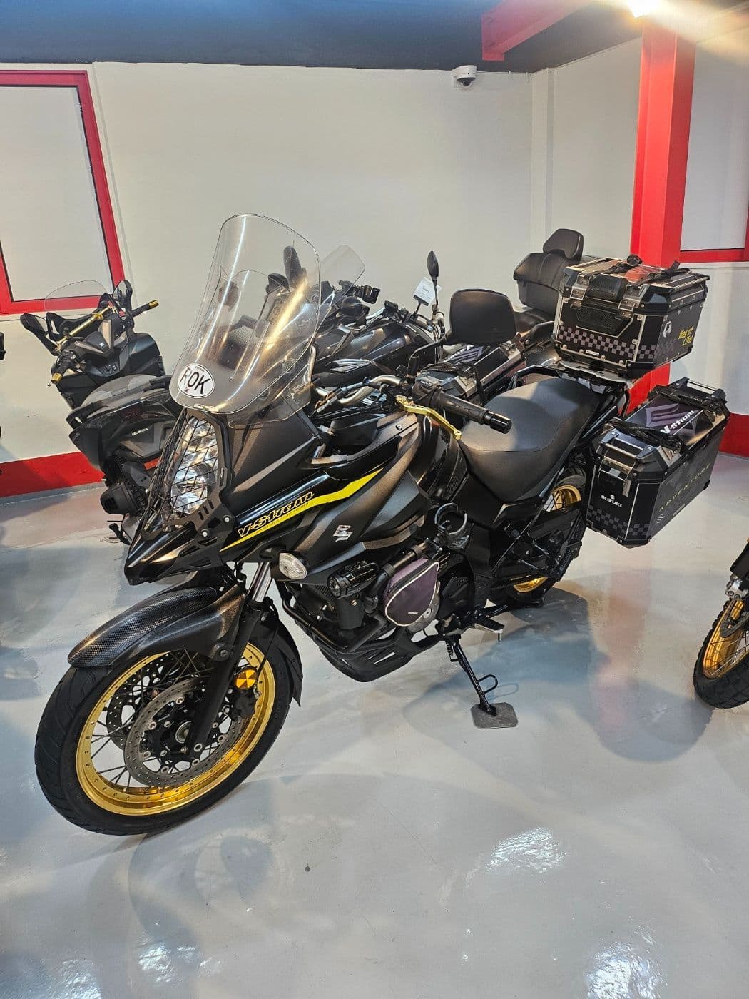 스즈키 브이스트롬 650 XT 2