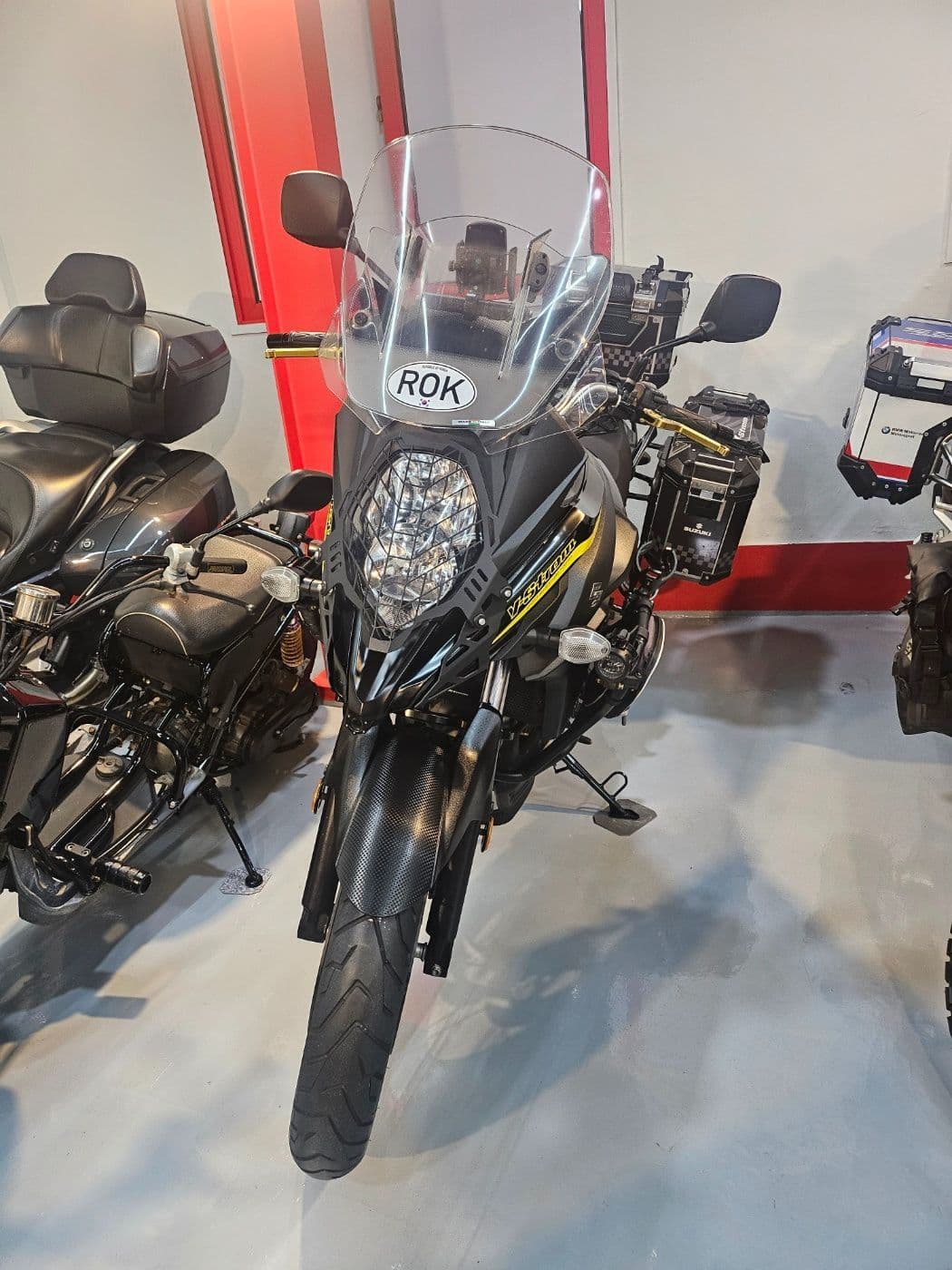 스즈키 브이스트롬 650 XT 1