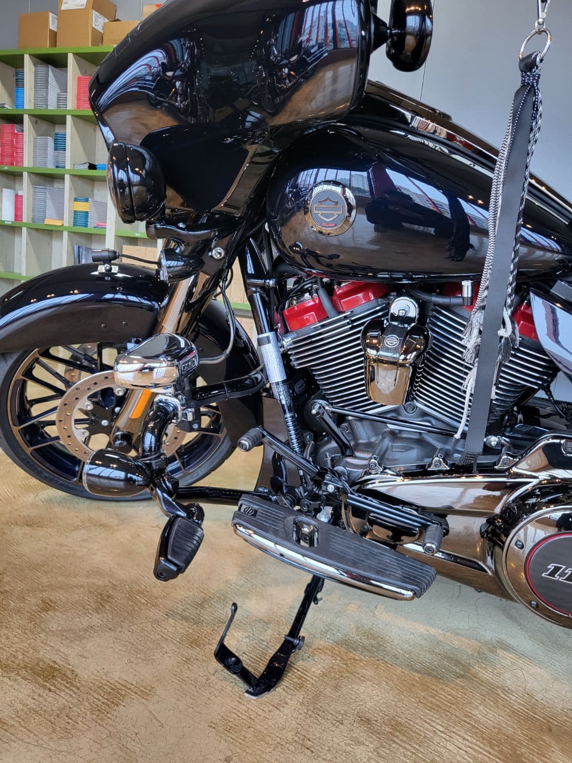 할리데이비슨 CVO 스트리트 글라이드 more