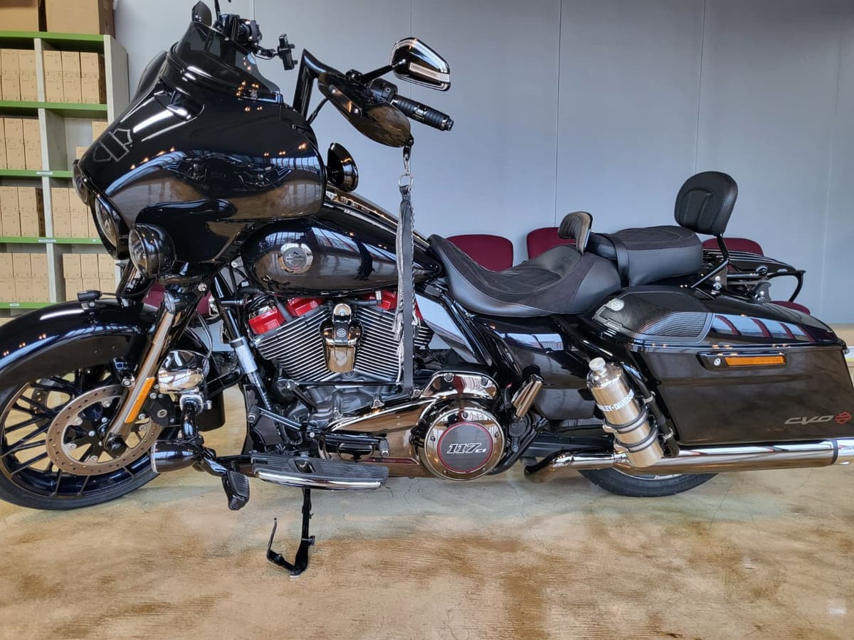할리데이비슨 CVO 스트리트 글라이드 7