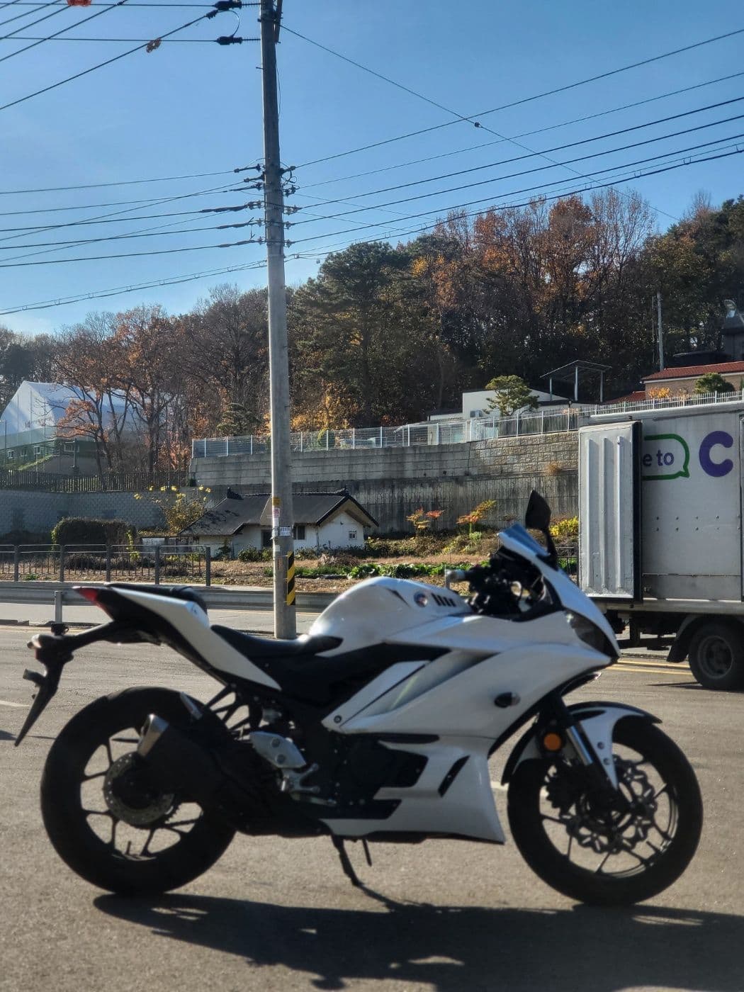 야마하 YZF R3 more