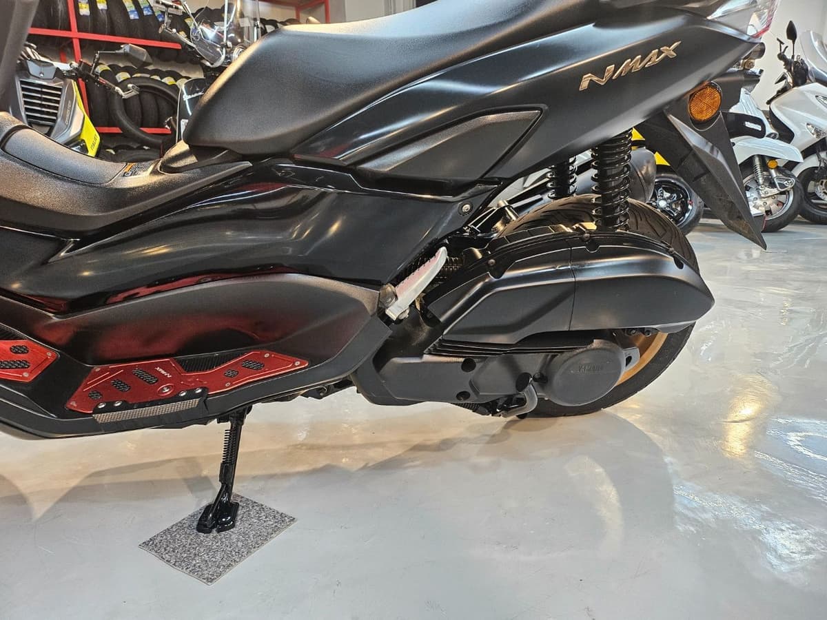 야마하 NMAX 125 10