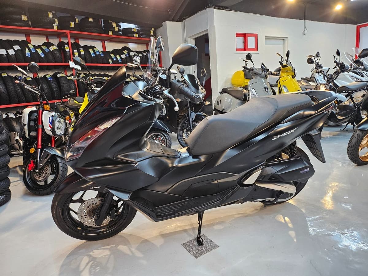 혼다 PCX 125 3