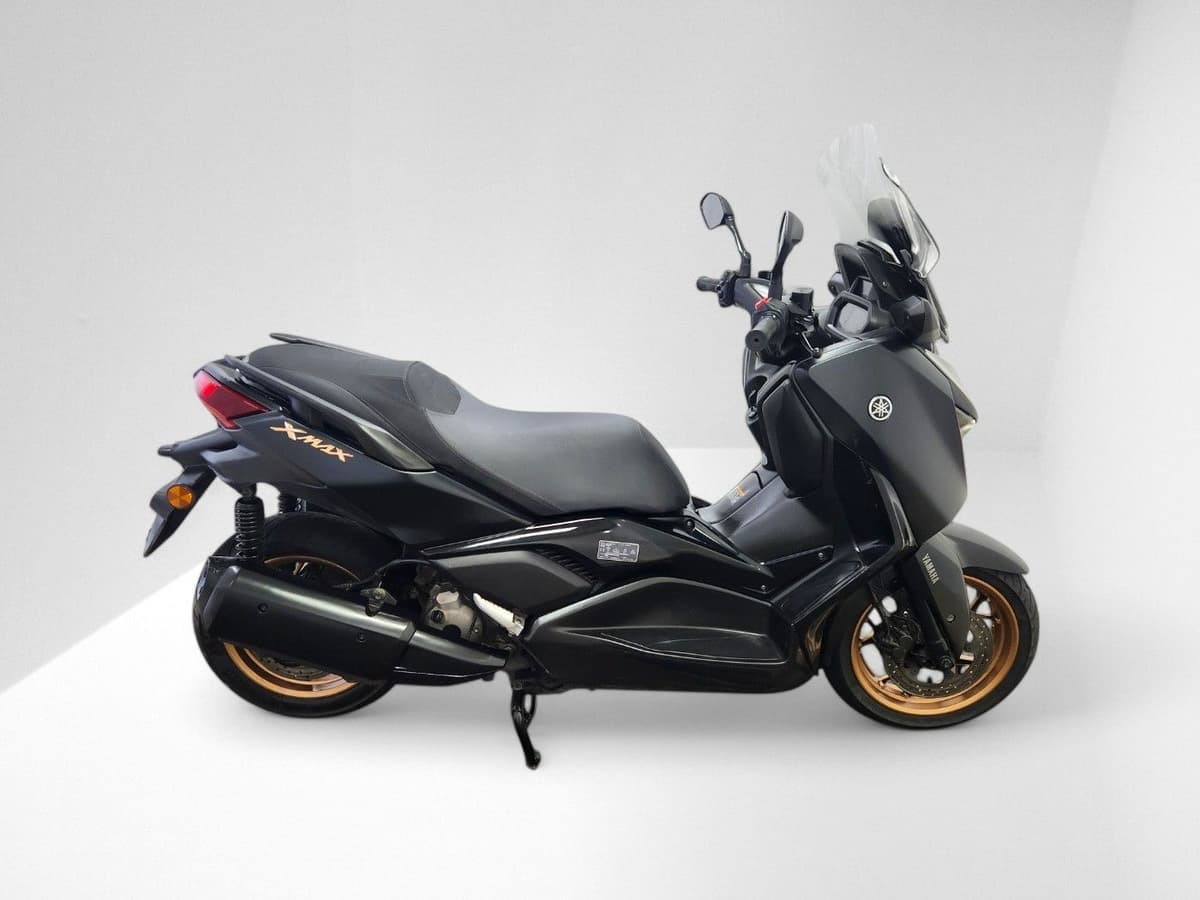 야마하 XMAX 300 ABS 2