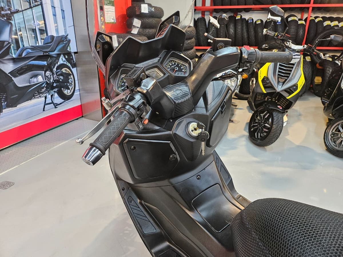 SYM 조이맥스 Z 125 CBS 8