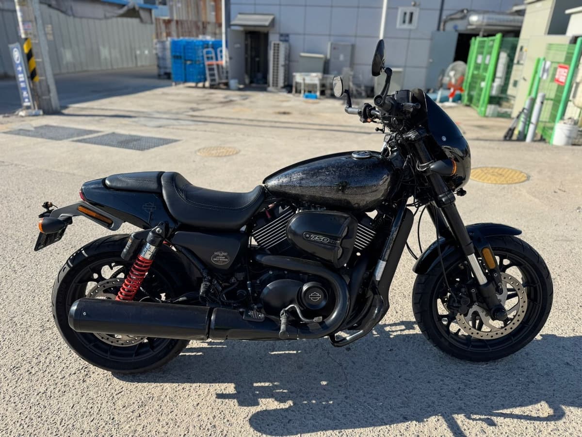 할리데이비슨 스트리트 로드 750 1