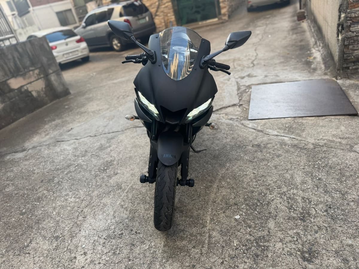 야마하 YZF R3 2