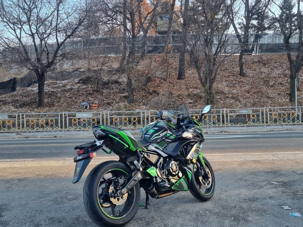 가와사키 닌자 650 more