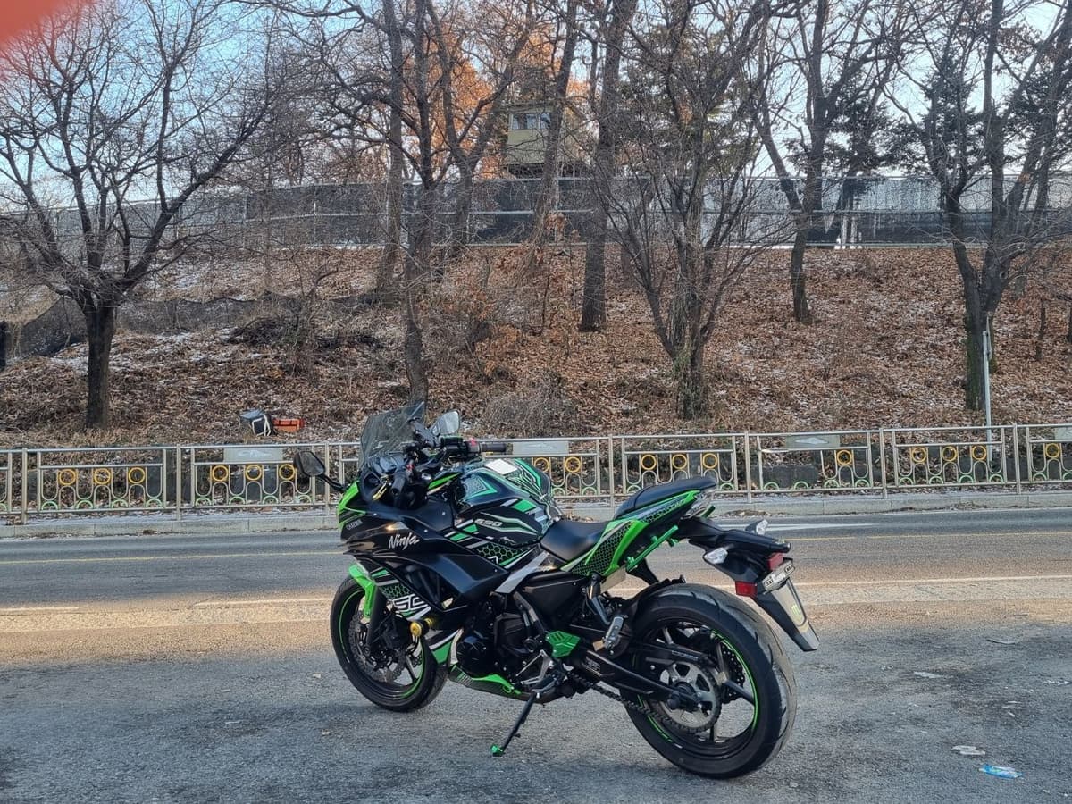 가와사키 닌자 650 8