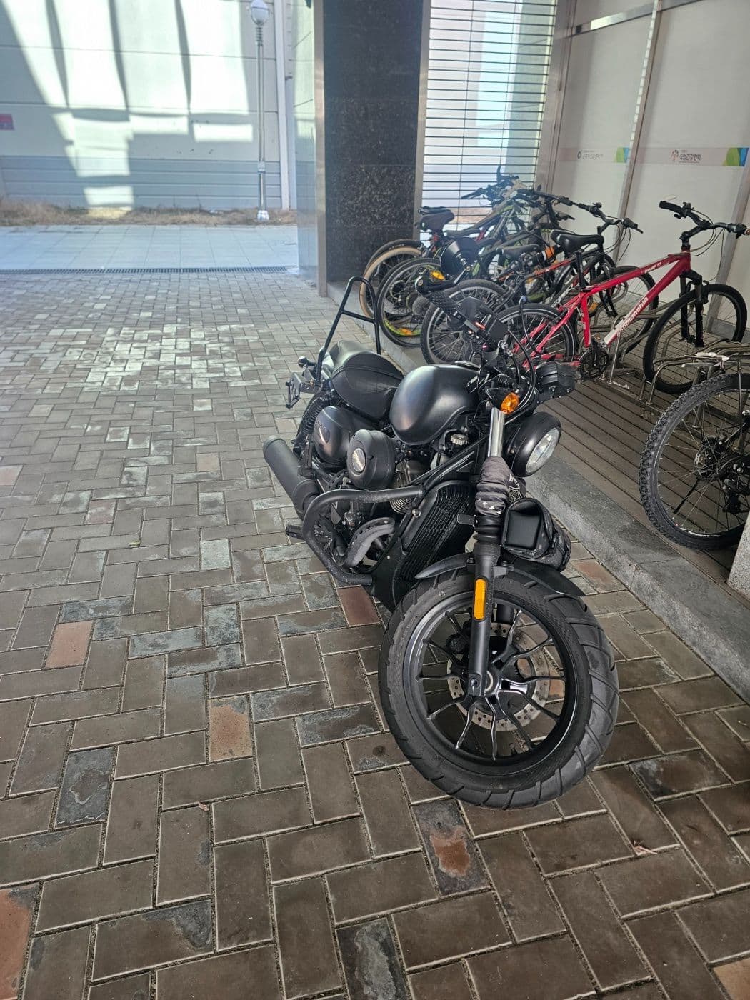 KR모터스 아퀼라 300 S 3