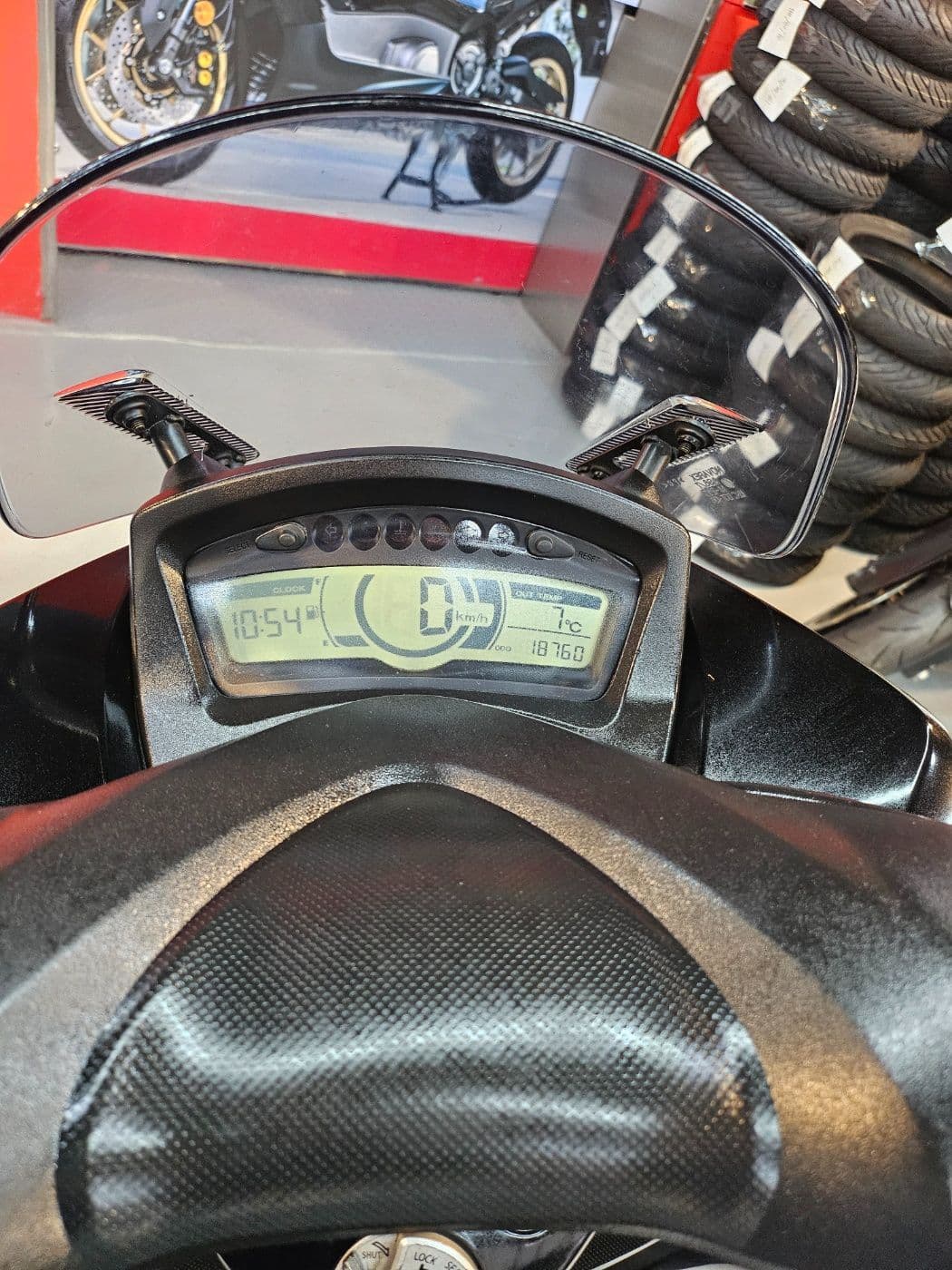 야마하 트리시티 125 9