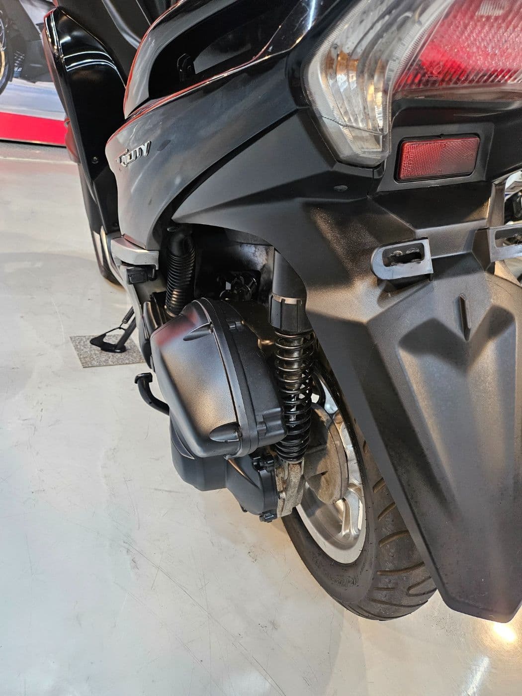 야마하 트리시티 125 18